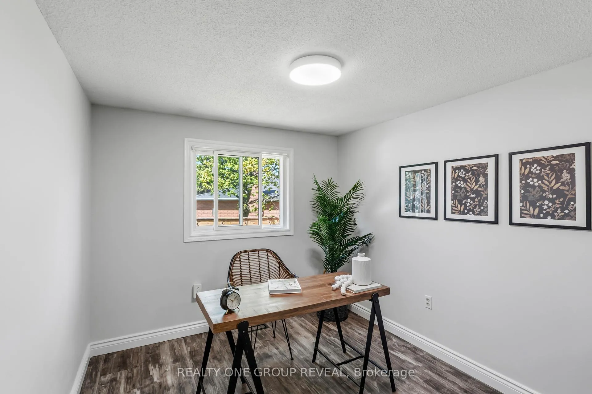 Photo 16 of 42 Sinclair Court, Barrie, Sunnidale — HOMEH