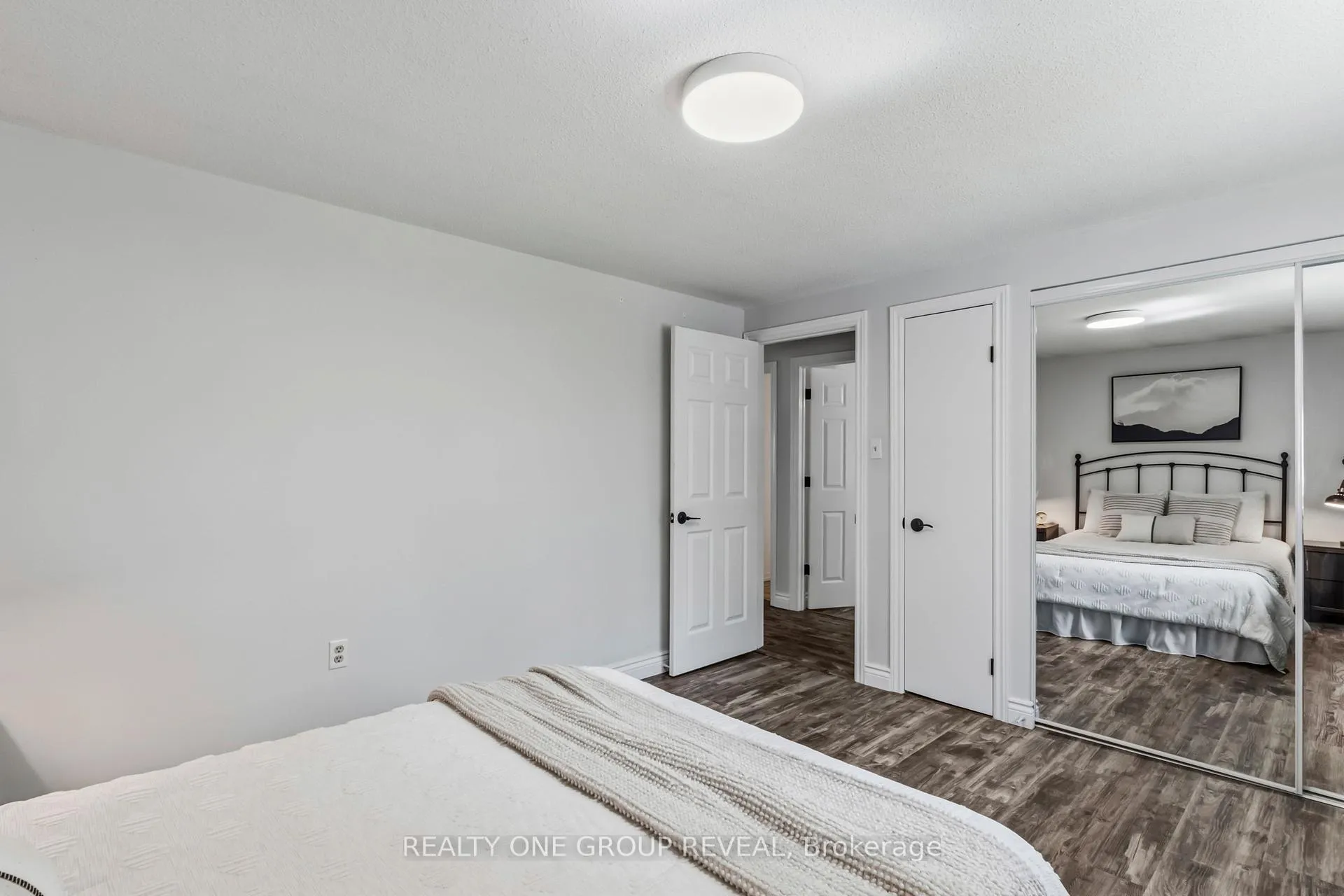 Photo 20 of 42 Sinclair Court, Barrie, Sunnidale — HOMEH