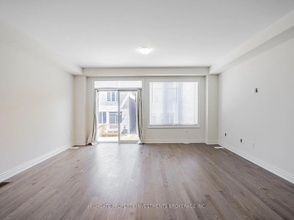 Photo 14 of 71 Donald Ficht Crescent, Brampton, Northwest Brampton — HOMEH