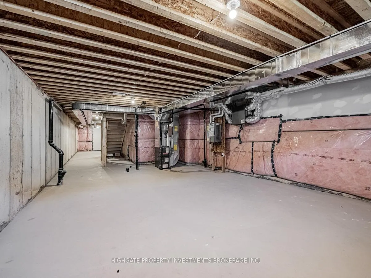 Photo 33 of 71 Donald Ficht Crescent, Brampton, Northwest Brampton — HOMEH