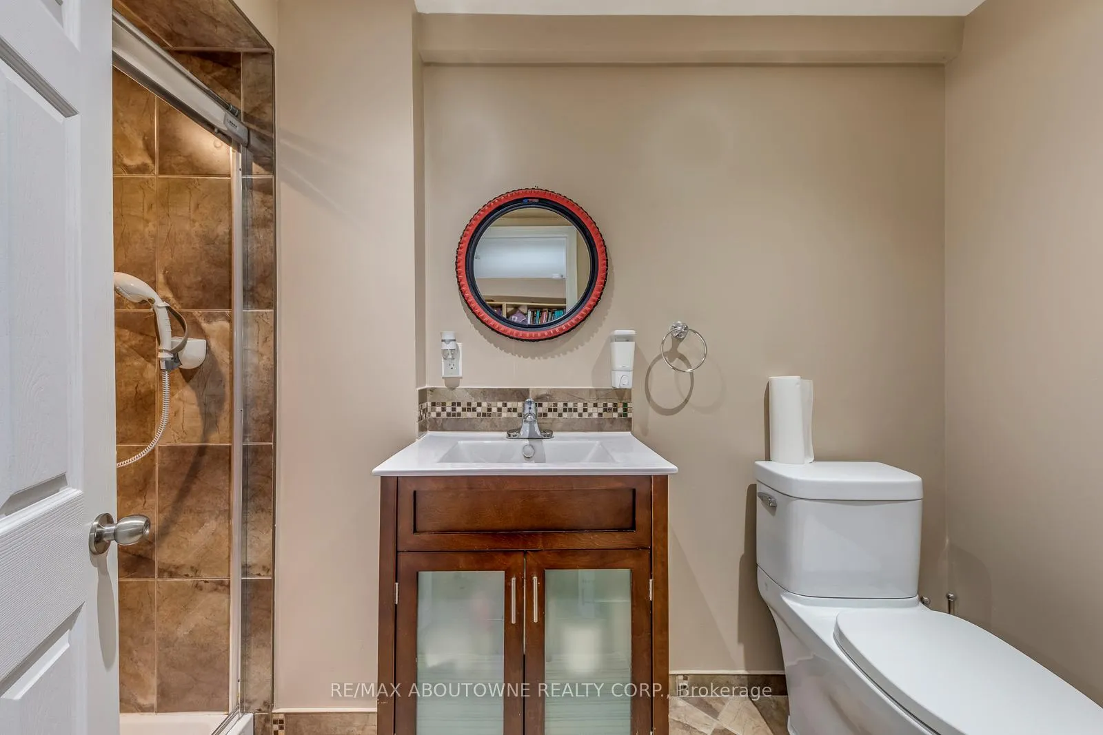 Photo 44 of 1209 Old Oak Drive, Oakville, West Oak Trails — HOMEH