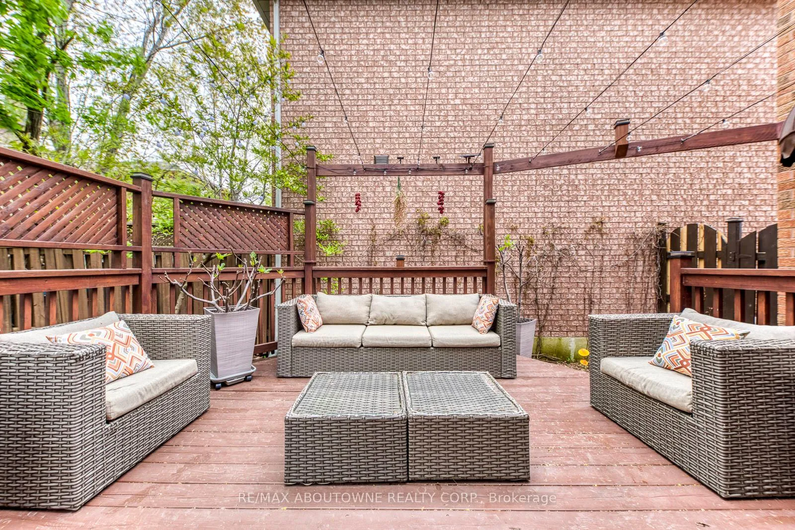 Photo 50 of 1209 Old Oak Drive, Oakville, West Oak Trails — HOMEH