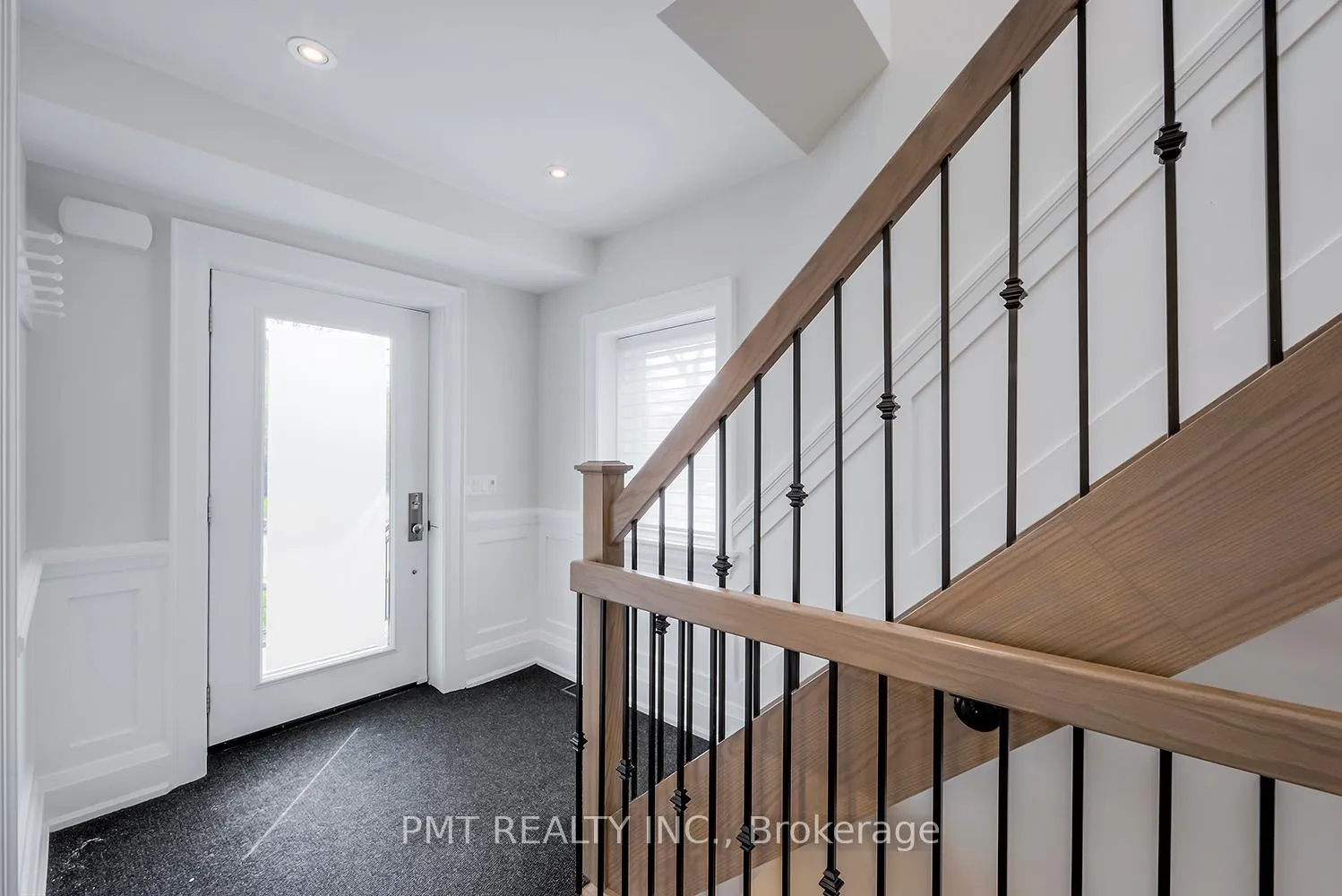 Photo 2 of 50 Thursfield Crescent, Toronto, Leaside — HOMEH