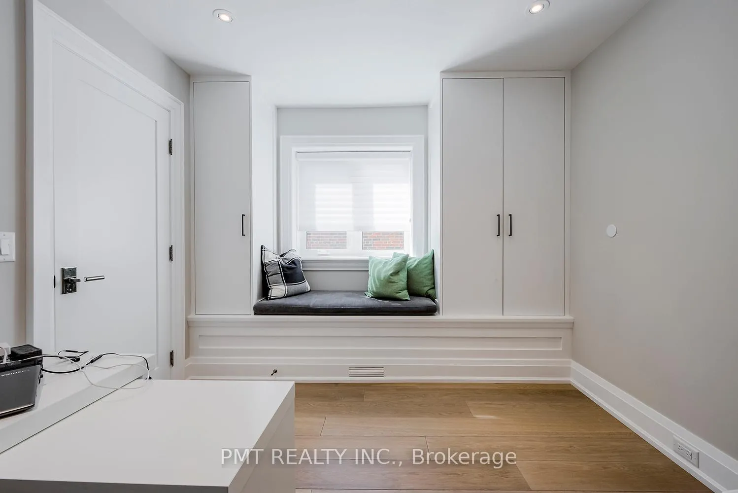 Photo 33 of 50 Thursfield Crescent, Toronto, Leaside — HOMEH