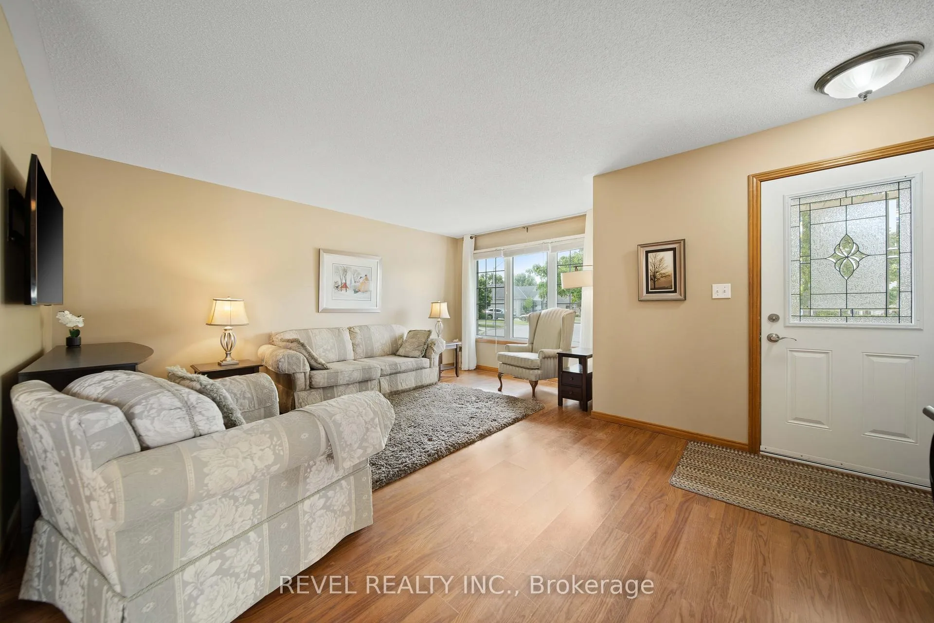 Photo 19 of 25 Rodney Crescent, St. Thomas — HOMEH