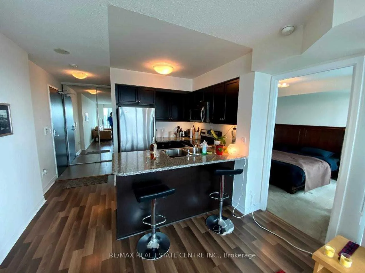Photo 6 of Unit 3601, 19 Grand Trunk Crescent, Toronto, Waterfront Communities — HOMEH
