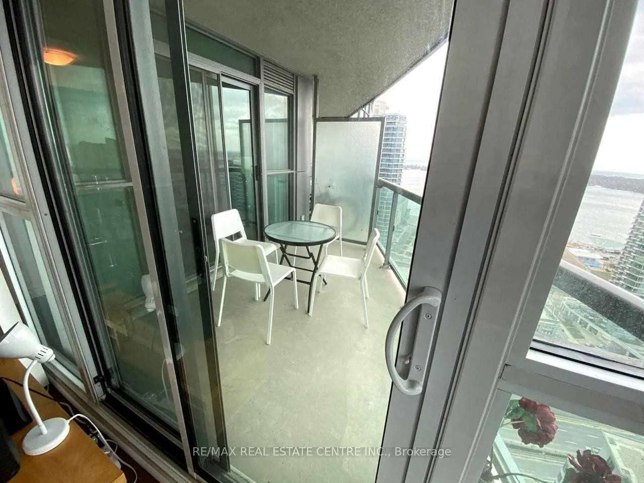 Photo 13 of Unit 3601, 19 Grand Trunk Crescent, Toronto, Waterfront Communities — HOMEH