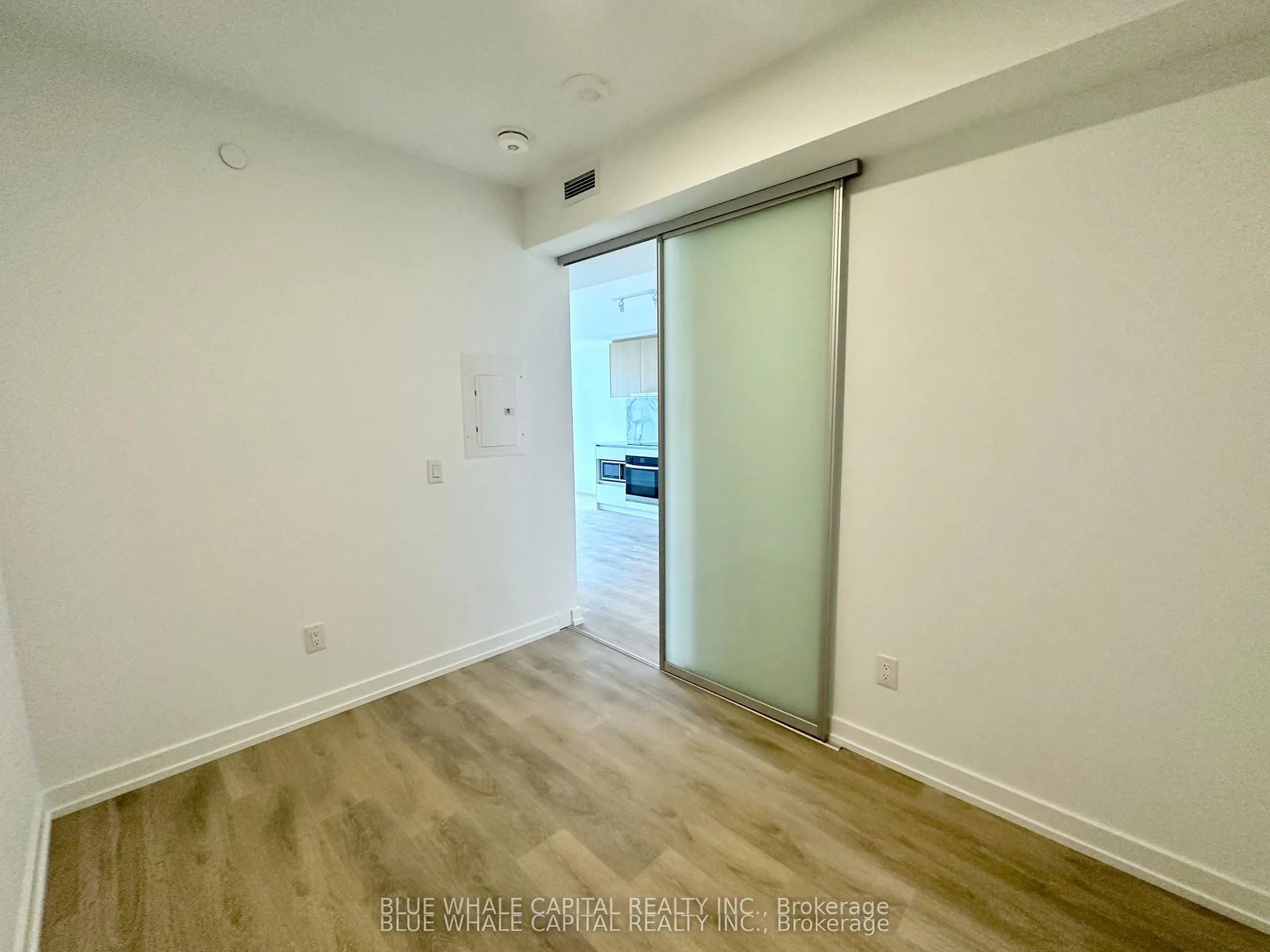 Photo 11 of Unit 816, 1100 Sheppard Avenue W, North York, York University Heights — HOMEH