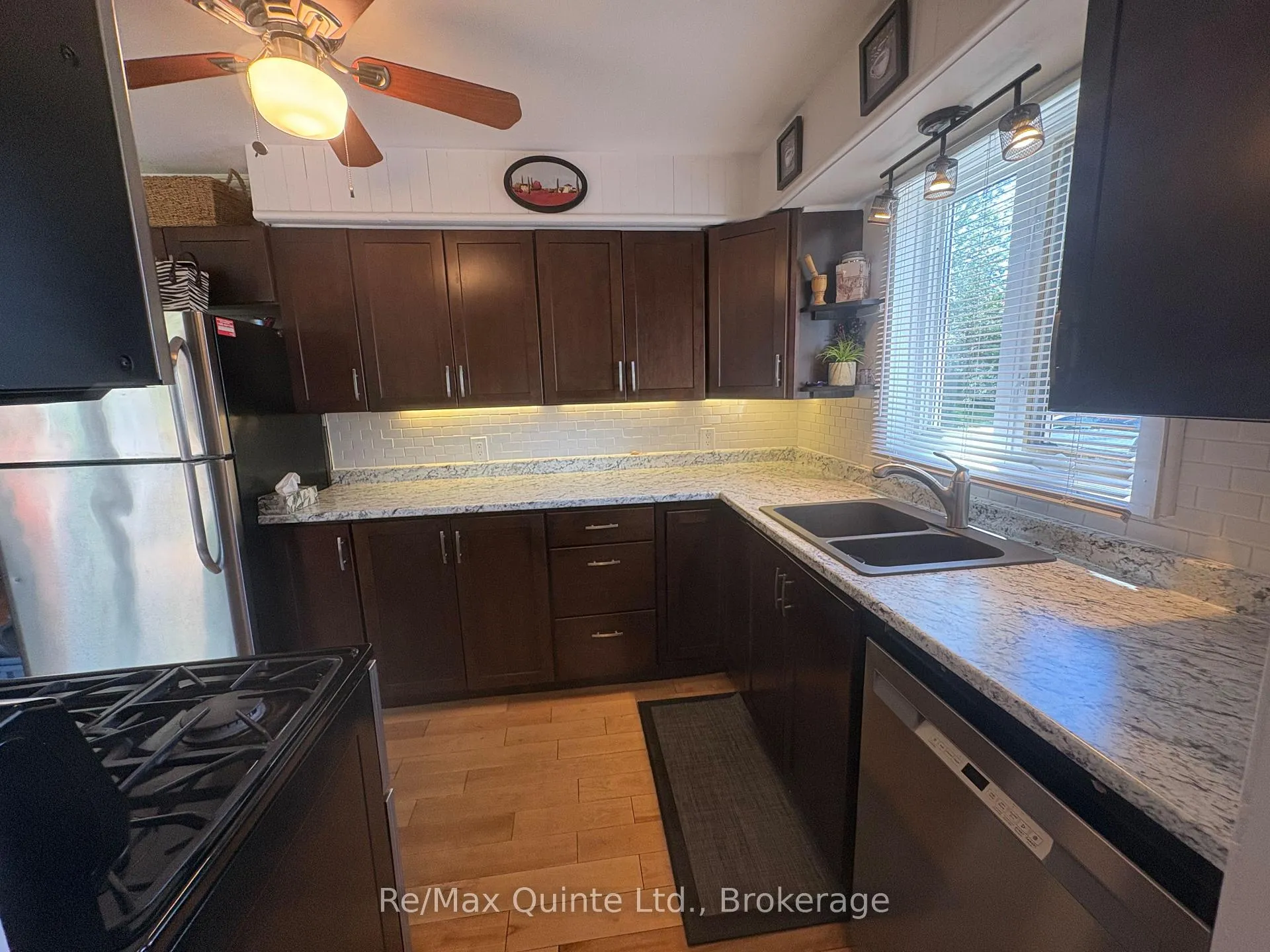 Photo 18 of 14 Bay Avenue, Prince Edward County, Ameliasburg Ward — HOMEH