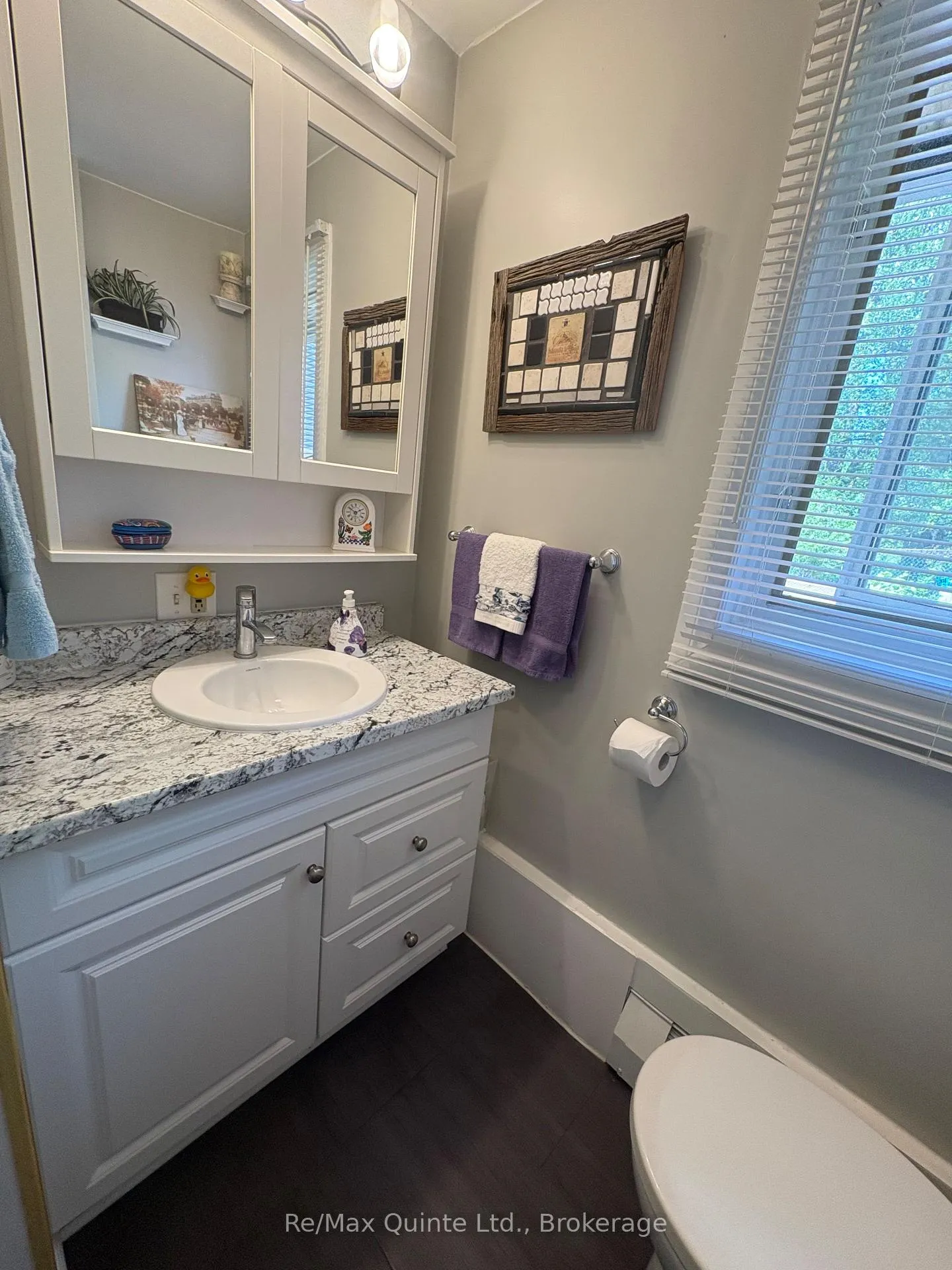 Photo 23 of 14 Bay Avenue, Prince Edward County, Ameliasburg Ward — HOMEH