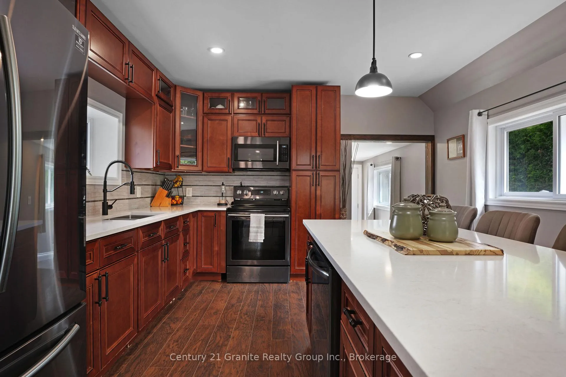 Photo 12 of 25 Post Street, South Algonquin — HOMEH