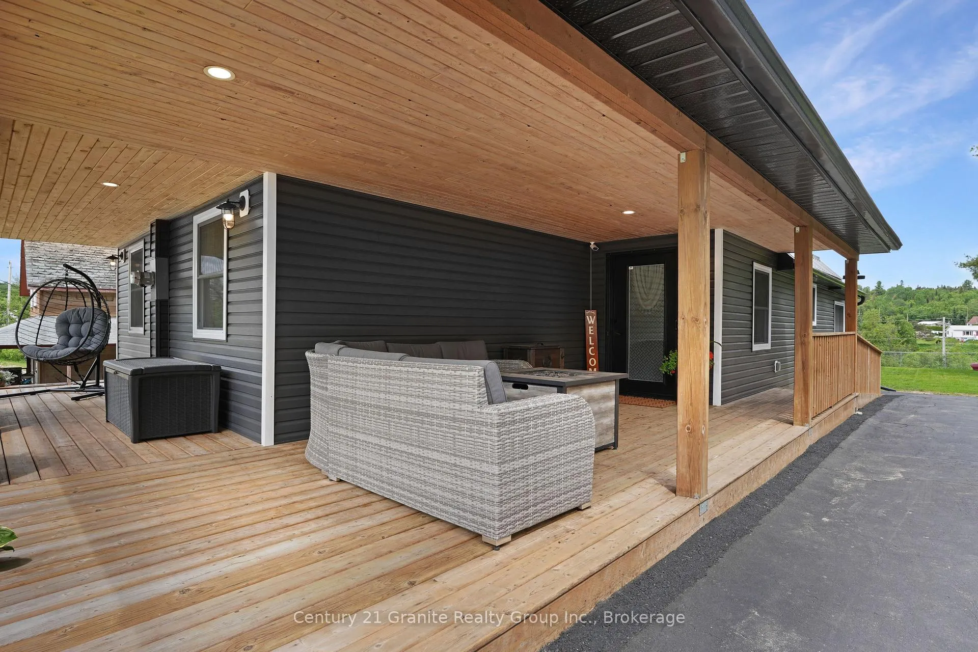 Photo 23 of 25 Post Street, South Algonquin — HOMEH