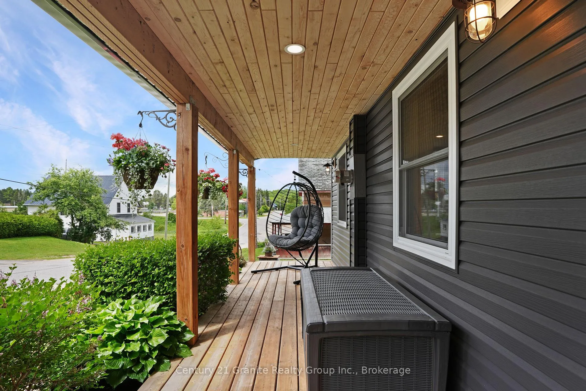 Photo 25 of 25 Post Street, South Algonquin — HOMEH