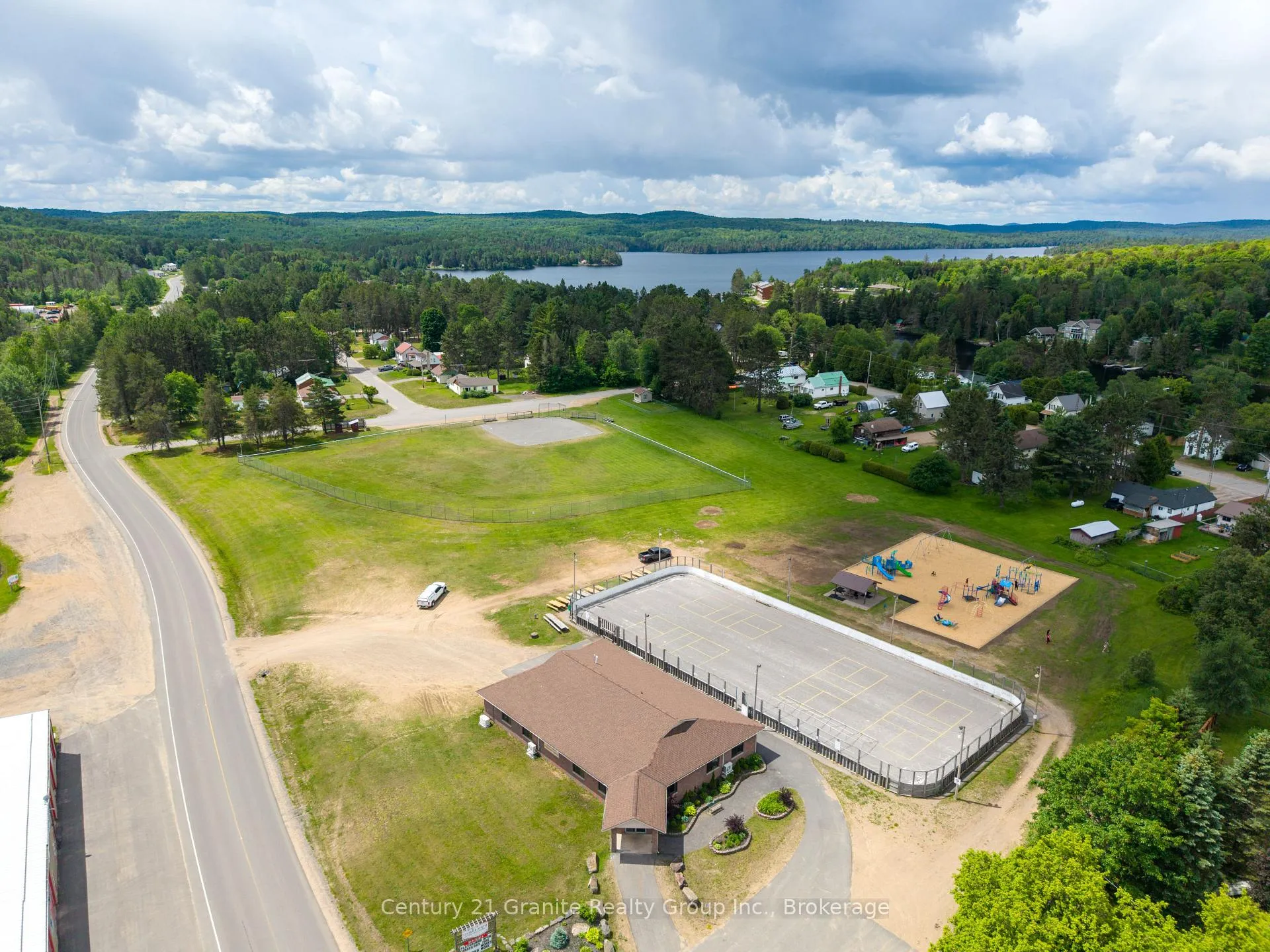 Photo 35 of 25 Post Street, South Algonquin — HOMEH