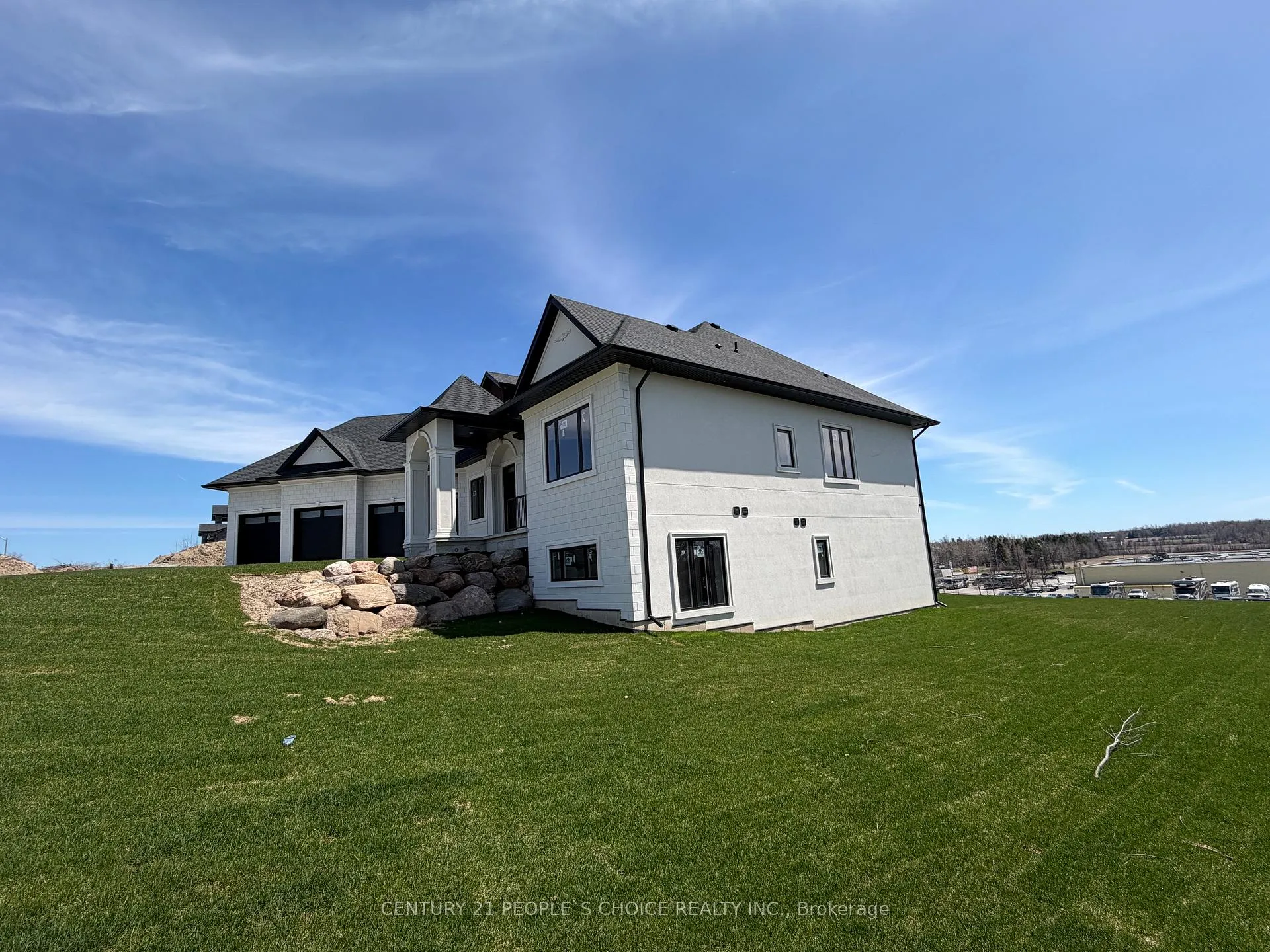 Photo 7 of 11 Caldwell Drive, Oro-Medonte, Rural Oro-Medonte — HOMEH