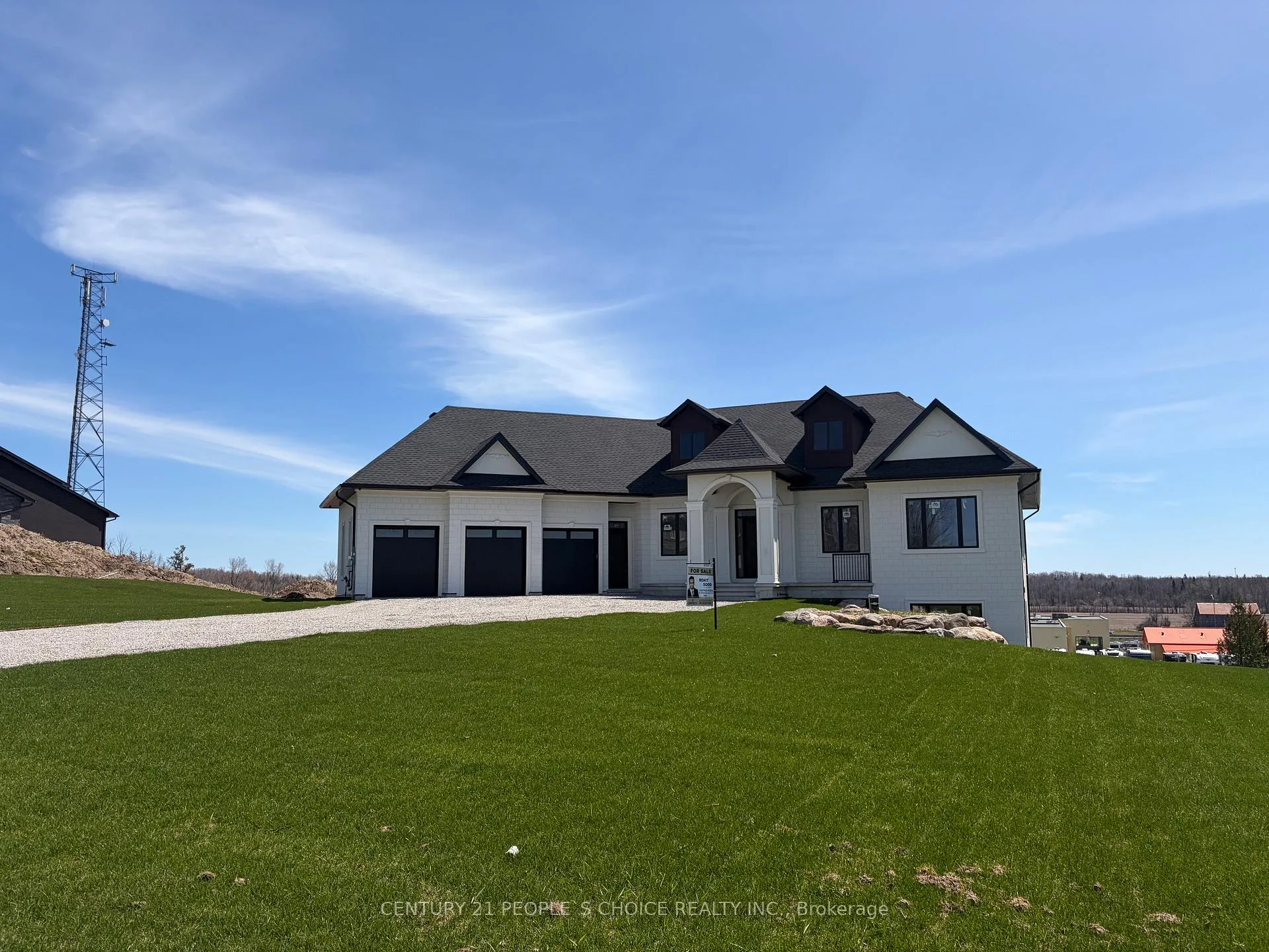 Photo 8 of 11 Caldwell Drive, Oro-Medonte, Rural Oro-Medonte — HOMEH