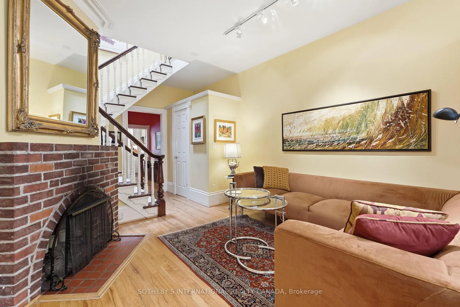 Photo 4 of 299 1/2 Sumach Street, Toronto, Cabbagetown-South St. James Town — HOMEH