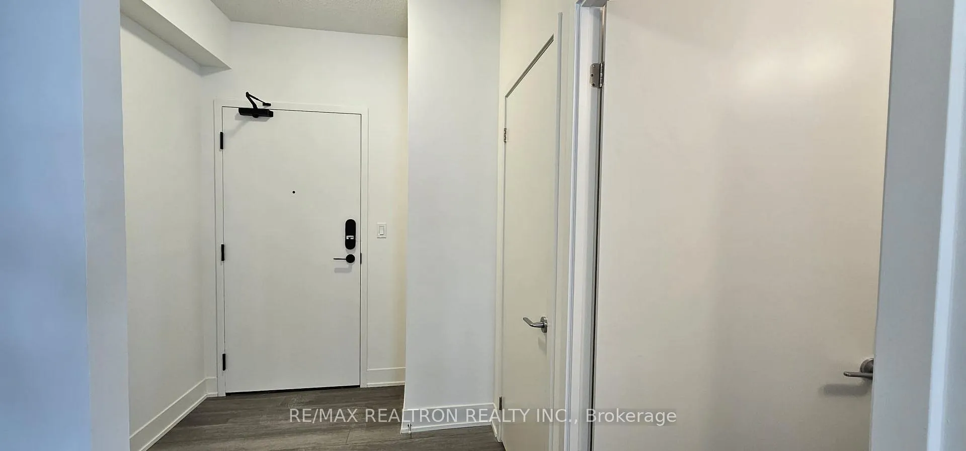 Photo 16 of Unit 1002, 38 Andre De Grasse Street, Markham, Unionville — HOMEH
