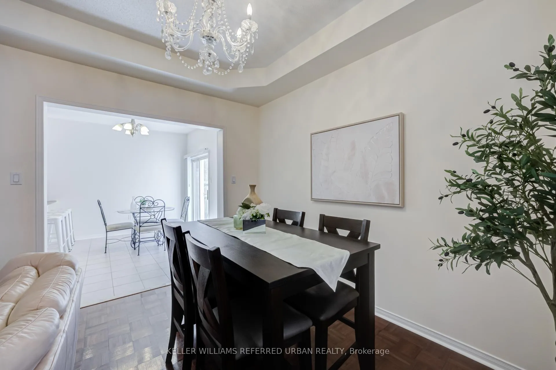 Photo 8 of 51 Belvia Drive, Vaughan, Patterson — HOMEH