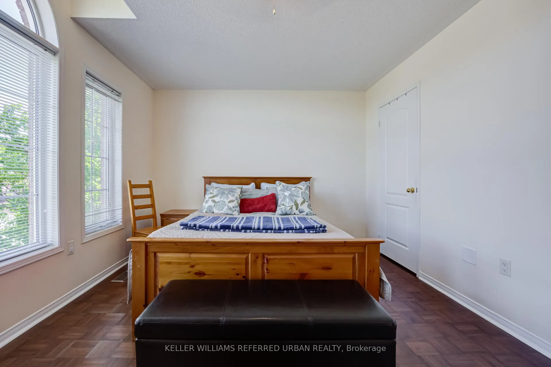 Photo 19 of 51 Belvia Drive, Vaughan, Patterson — HOMEH