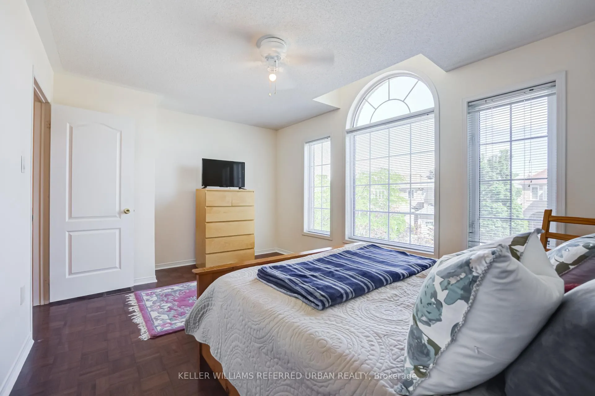 Photo 21 of 51 Belvia Drive, Vaughan, Patterson — HOMEH