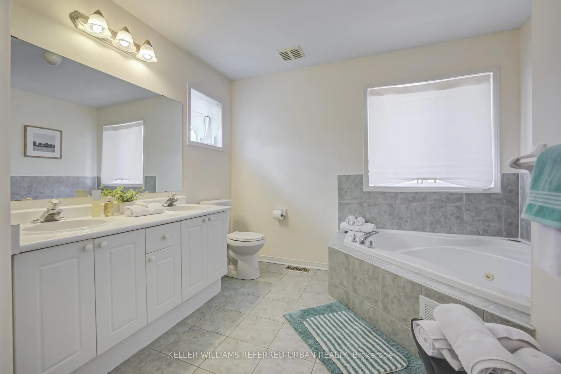 Photo 30 of 51 Belvia Drive, Vaughan, Patterson — HOMEH