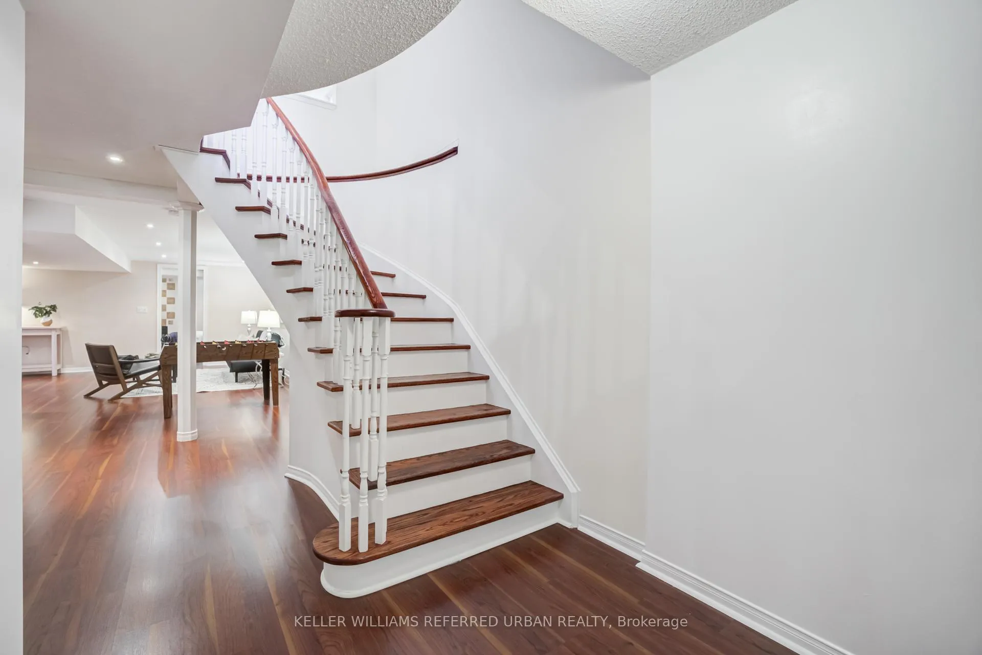 Photo 34 of 51 Belvia Drive, Vaughan, Patterson — HOMEH