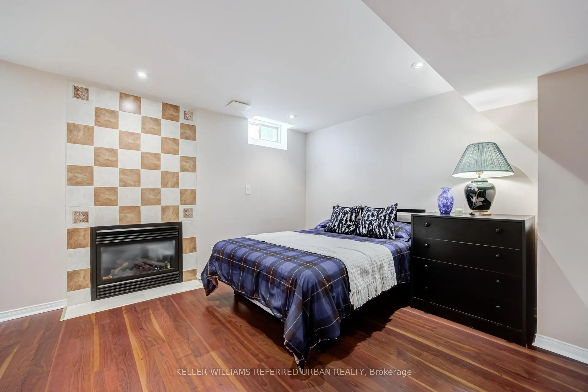 Photo 41 of 51 Belvia Drive, Vaughan, Patterson — HOMEH