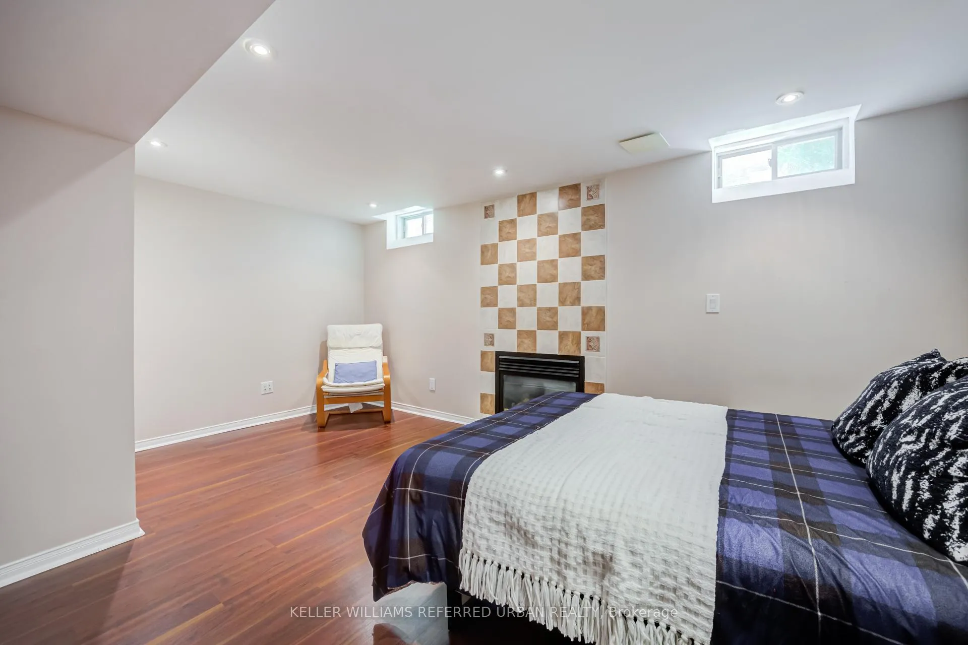 Photo 43 of 51 Belvia Drive, Vaughan, Patterson — HOMEH