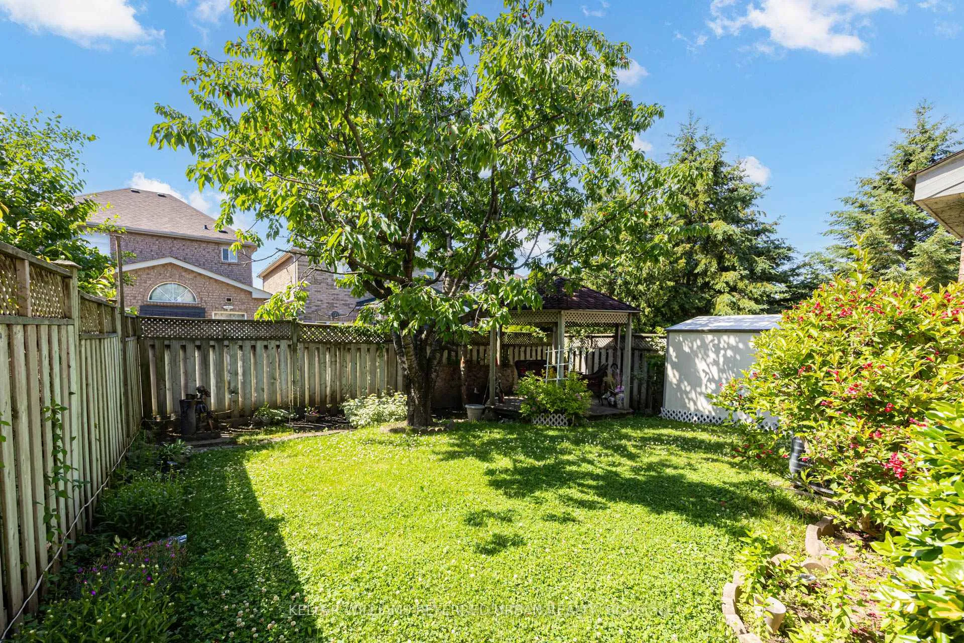 Photo 44 of 51 Belvia Drive, Vaughan, Patterson — HOMEH