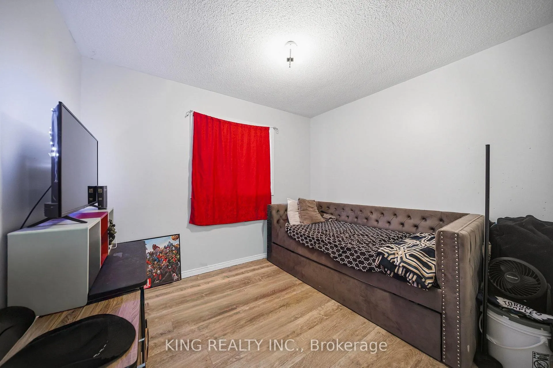 Photo 20 of 1181 Arnold Street, Innisfil, Lefroy — HOMEH