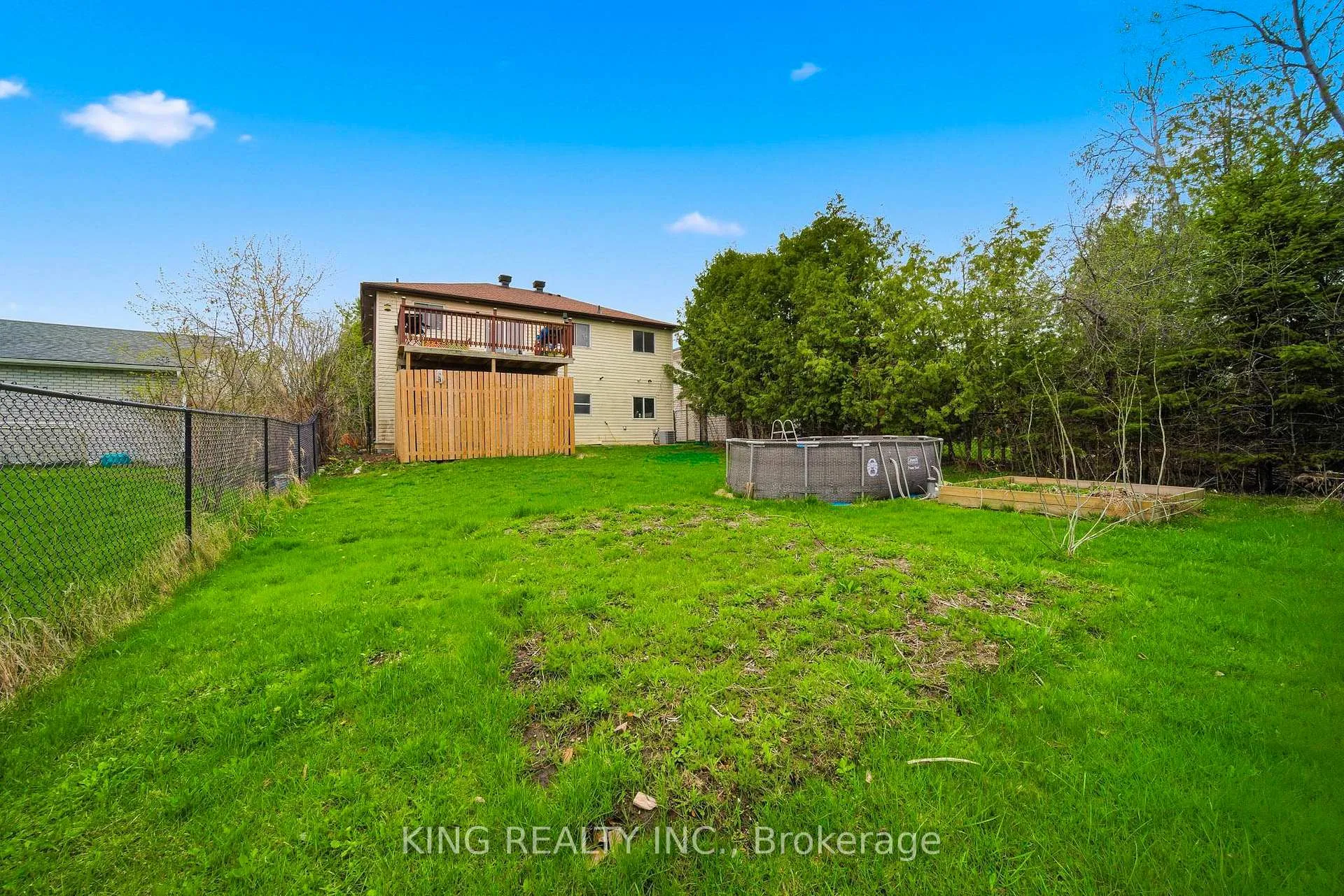 Photo 37 of 1181 Arnold Street, Innisfil, Lefroy — HOMEH