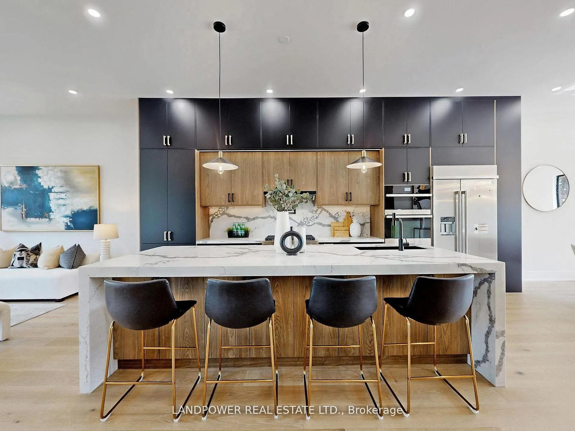 Photo 5 of 214 Brooke Avenue, Toronto, Bedford Park-Nortown — HOMEH