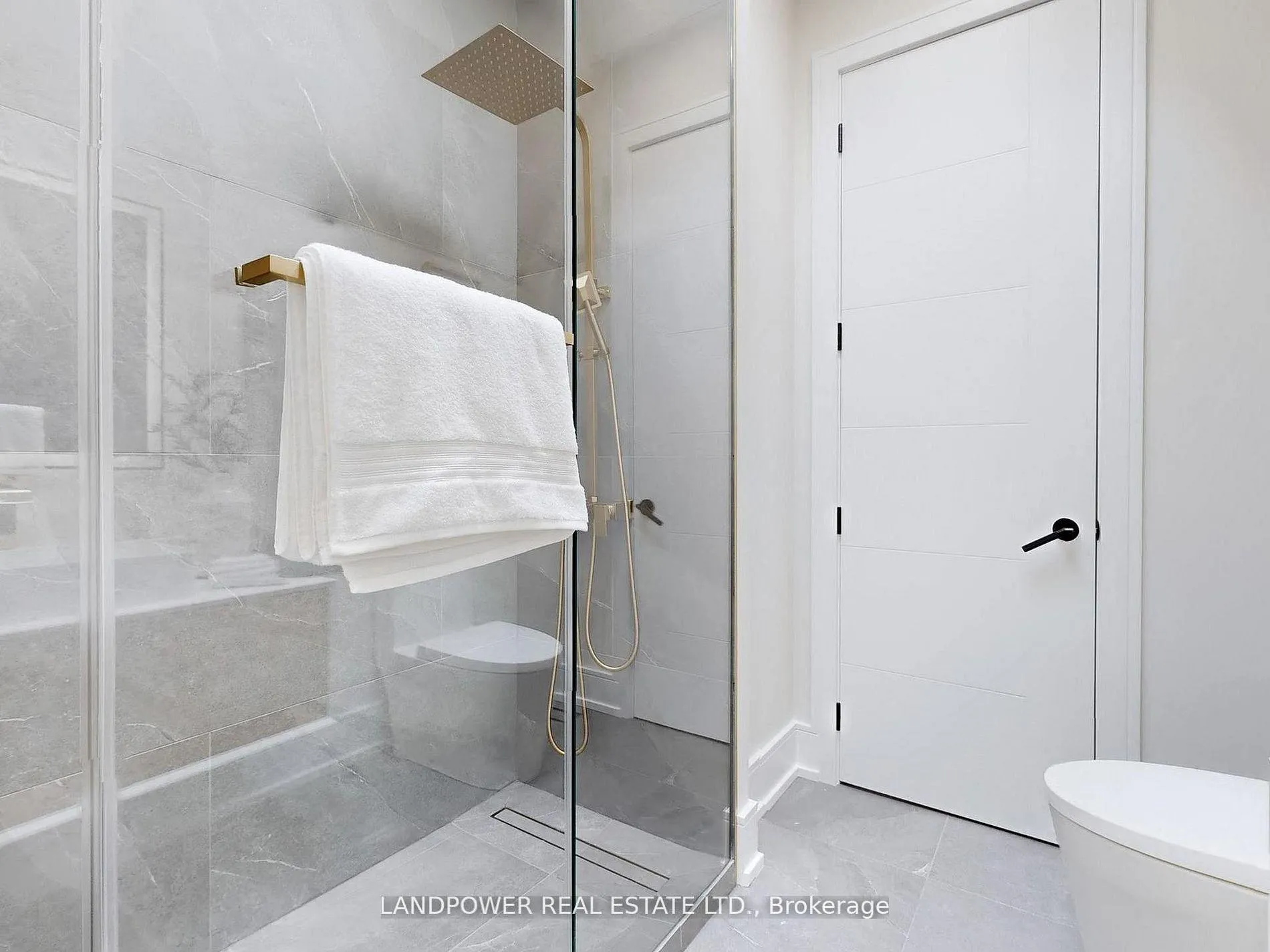 Photo 17 of 214 Brooke Avenue, Toronto, Bedford Park-Nortown — HOMEH