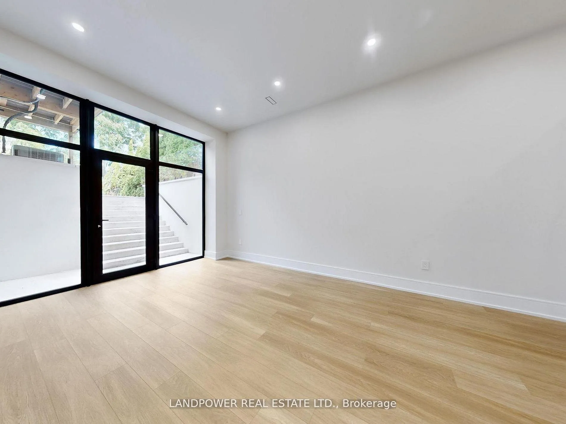 Photo 19 of 214 Brooke Avenue, Toronto, Bedford Park-Nortown — HOMEH