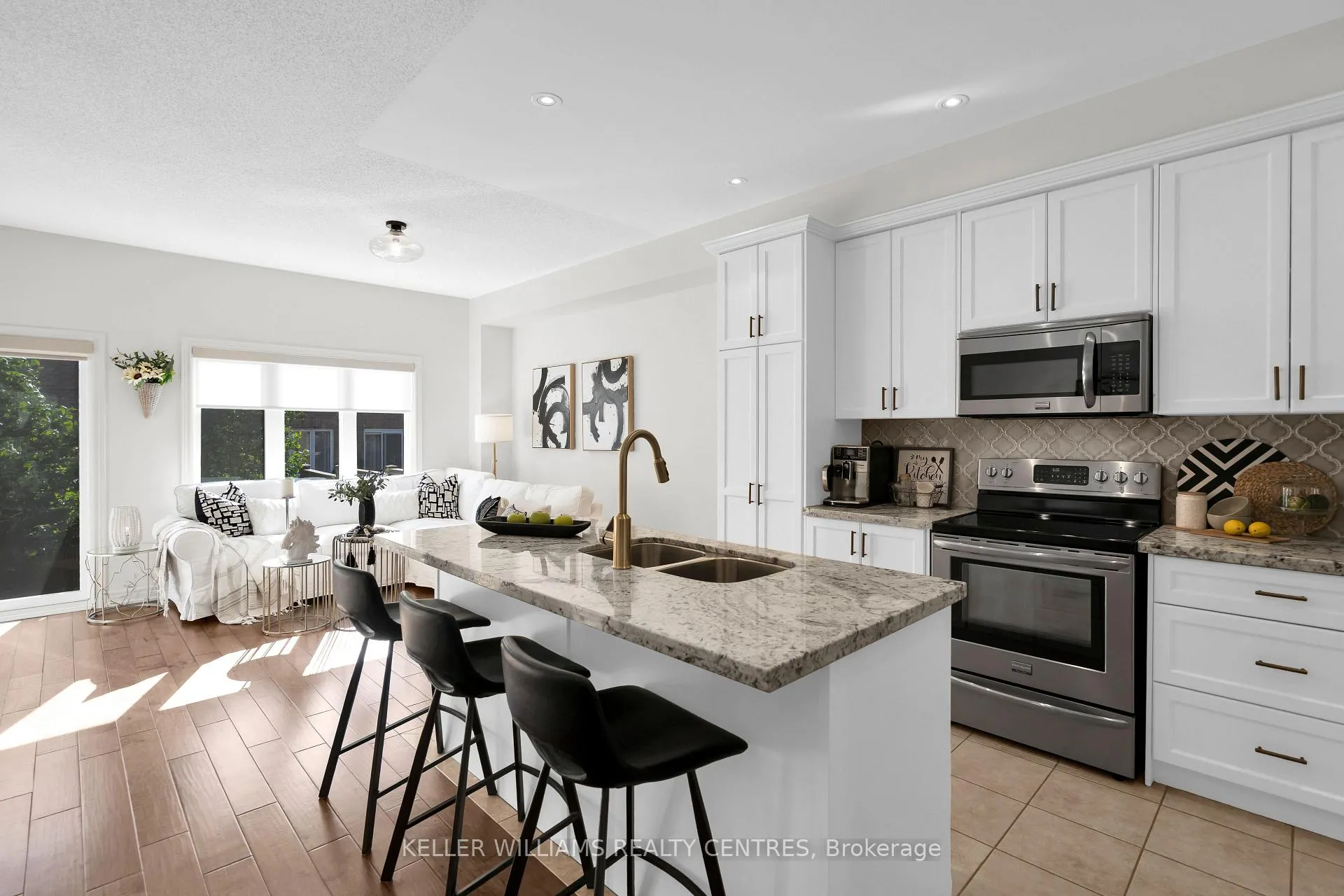 Photo 7 of 82 Scotia Road, Georgina, Sutton & Jackson's Point — HOMEH