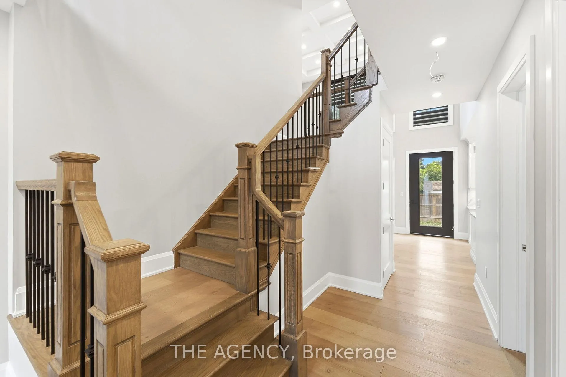 Photo 5 of 308 Appleby Line, Burlington, Shoreacres — HOMEH