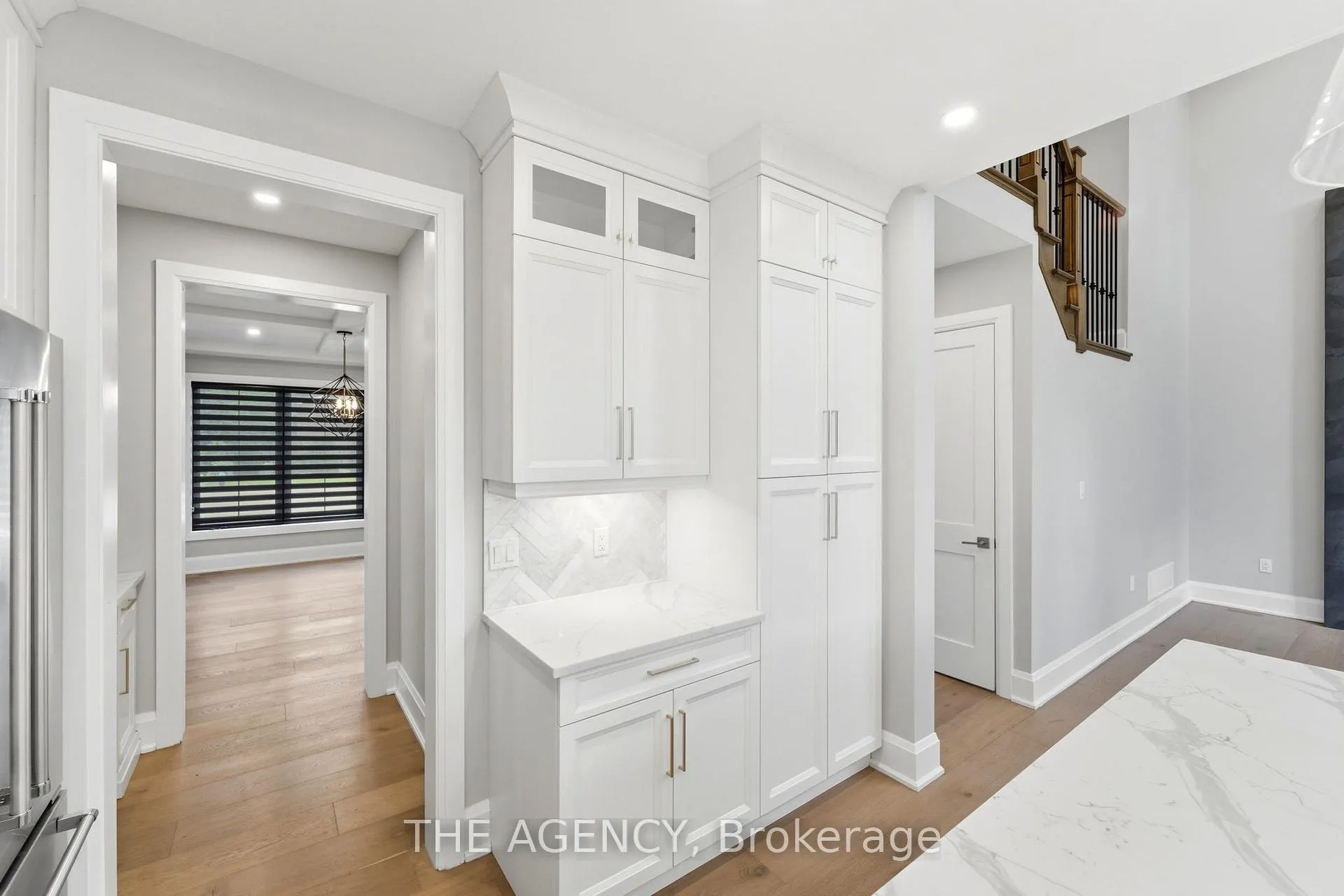 Photo 8 of 308 Appleby Line, Burlington, Shoreacres — HOMEH
