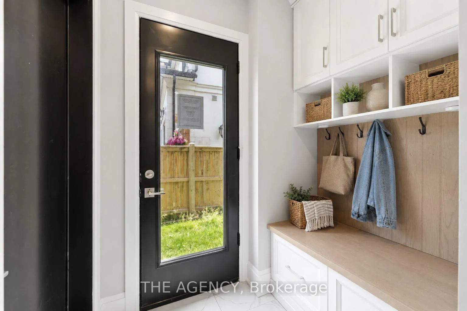 Photo 18 of 308 Appleby Line, Burlington, Shoreacres — HOMEH