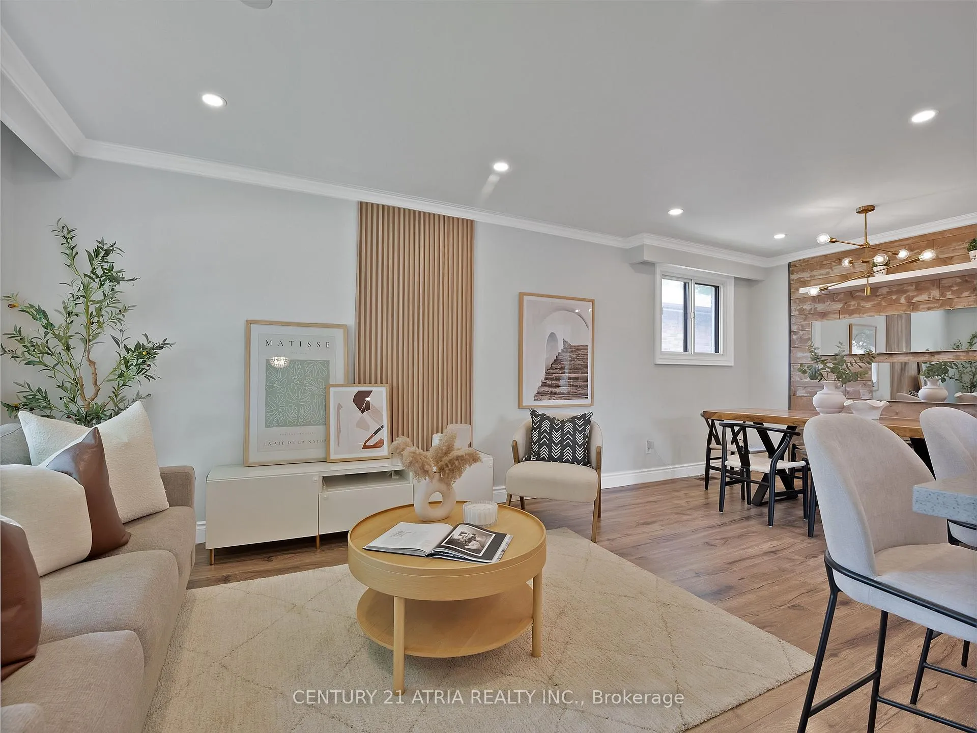 Photo 3 of 21 Cavehill Crescent, Scarborough, Wexford-Maryvale — HOMEH