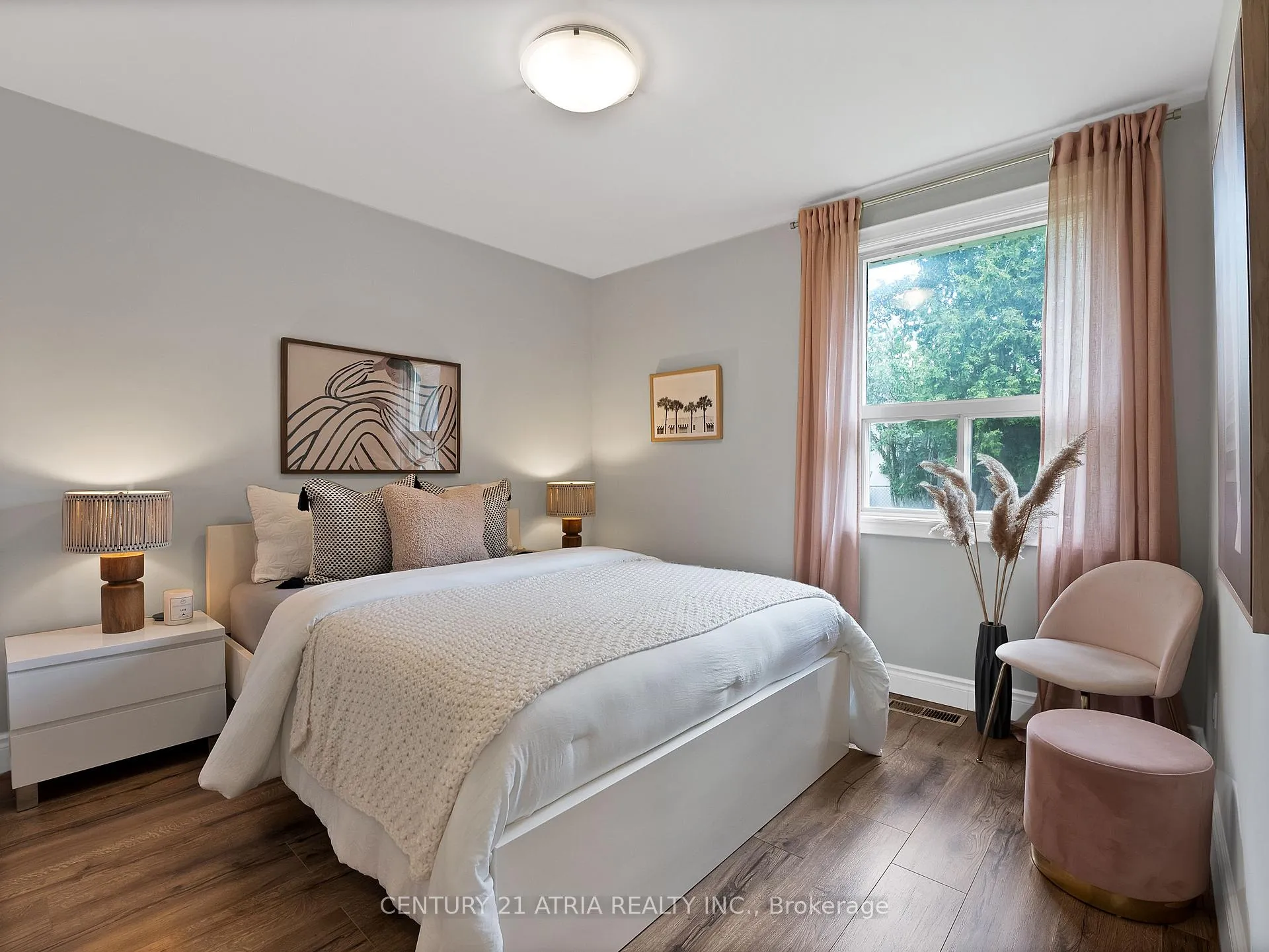 Photo 13 of 21 Cavehill Crescent, Scarborough, Wexford-Maryvale — HOMEH