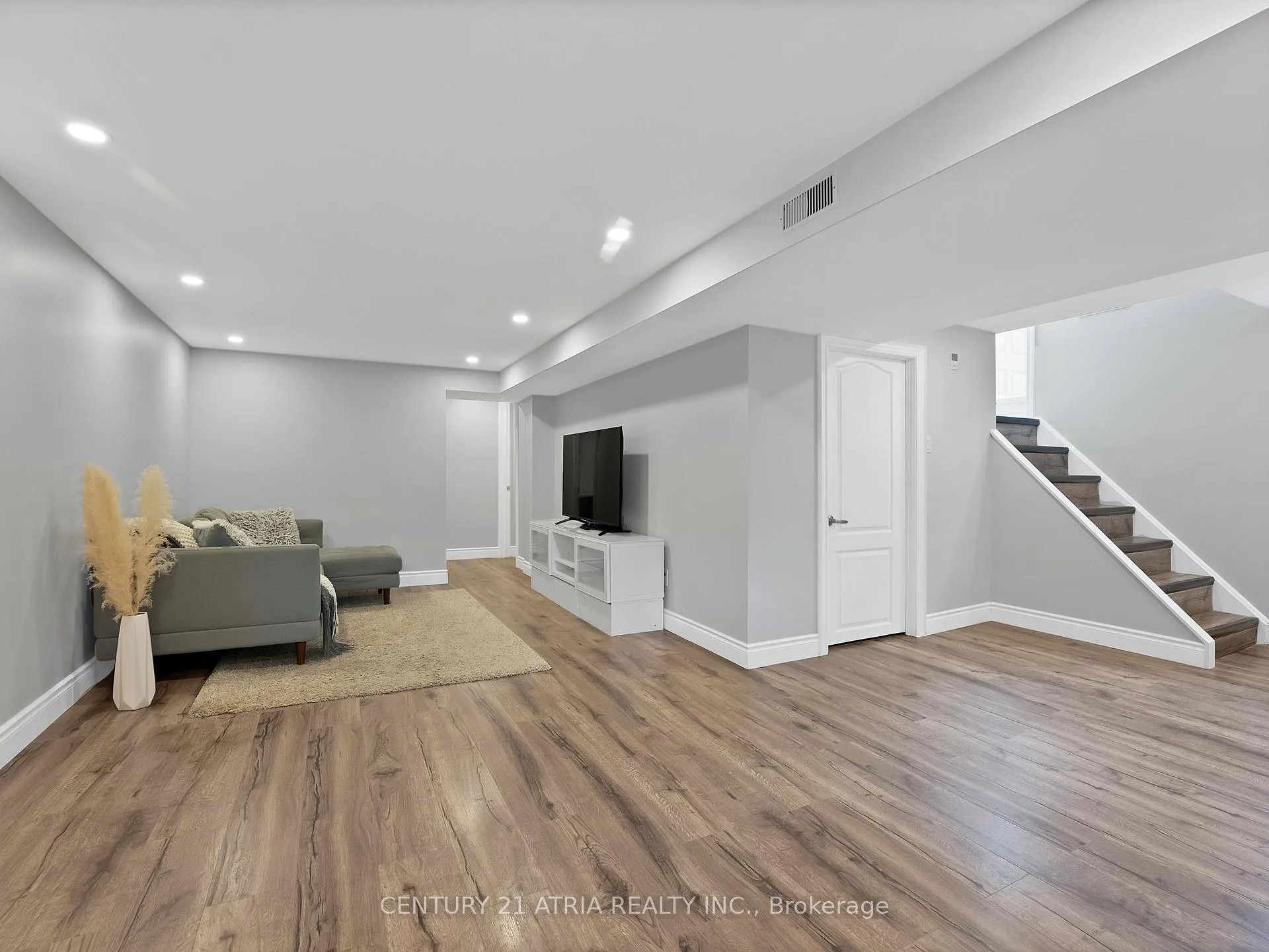 Photo 17 of 21 Cavehill Crescent, Scarborough, Wexford-Maryvale — HOMEH