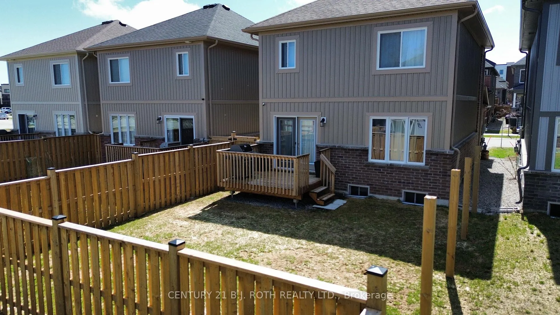 Photo 21 of 69 Alaskan Heights, Barrie, Holly — HOMEH