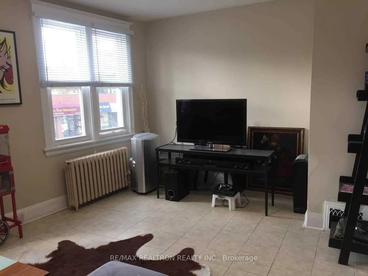 Photo 8 of Unit 2nd Flr, 2547 Yonge Street, Toronto, Mount Pleasant West — HOMEH