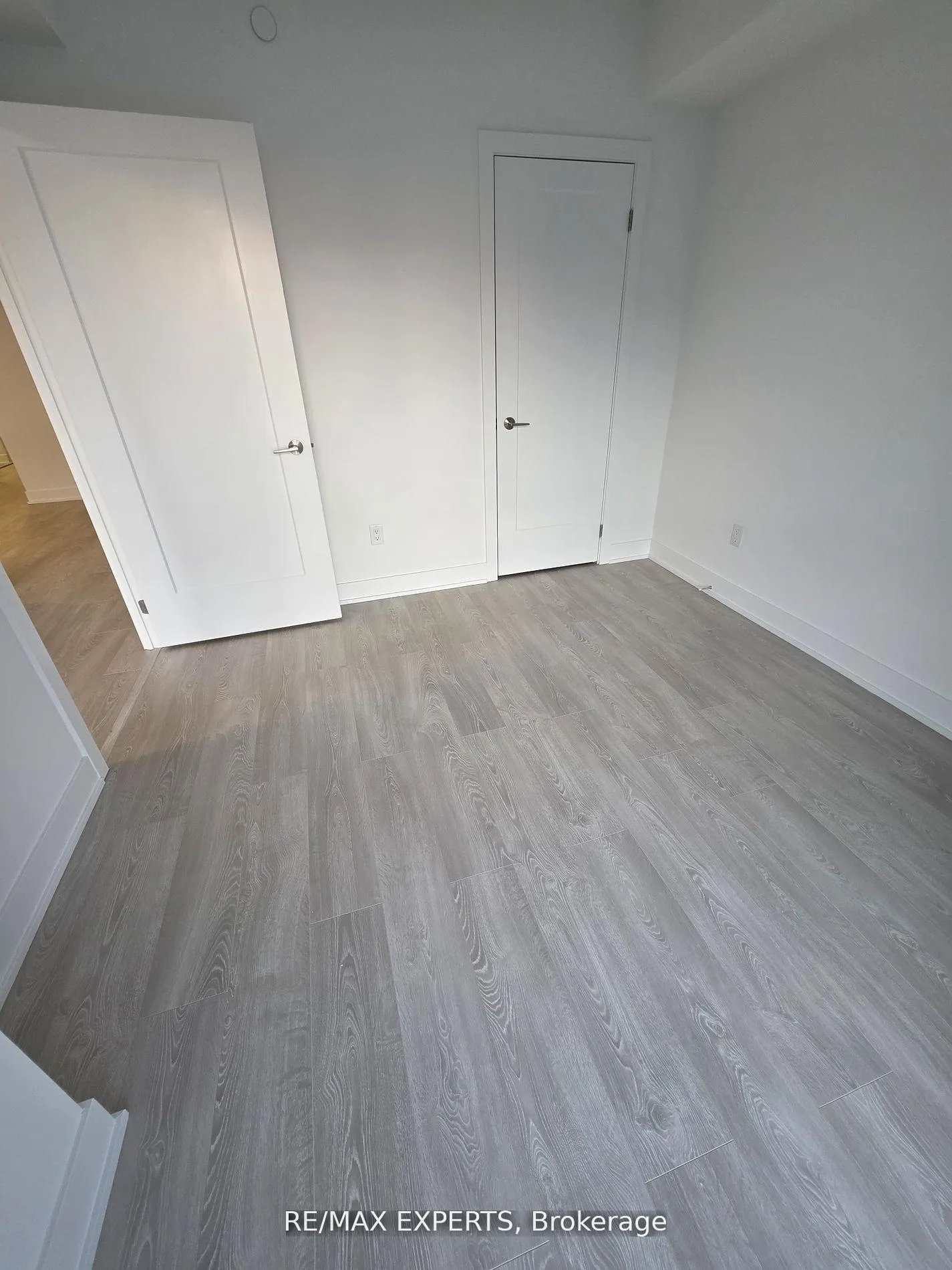Photo 10 of Unit 2414, 2545 Simcoe Street N, Oshawa, Windfields — HOMEH