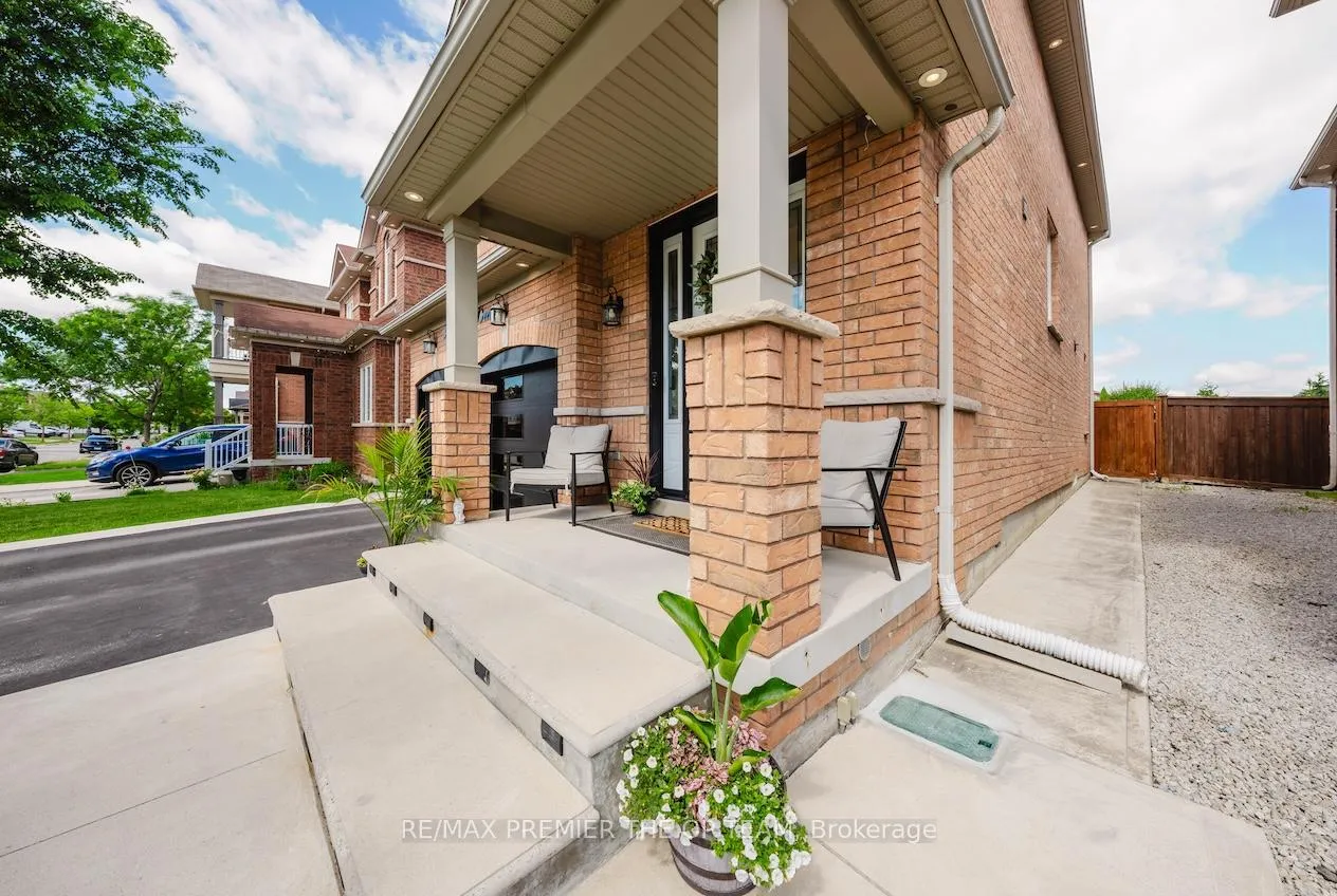 Photo 4 of 34 Hybrid Street, Brampton, Northwest Sandalwood Parkway — HOMEH