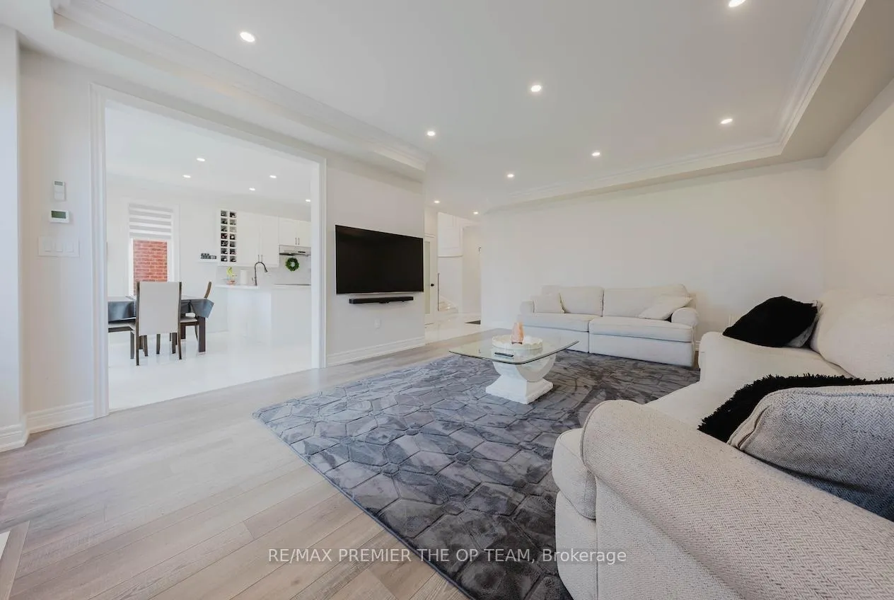 Photo 19 of 34 Hybrid Street, Brampton, Northwest Sandalwood Parkway — HOMEH