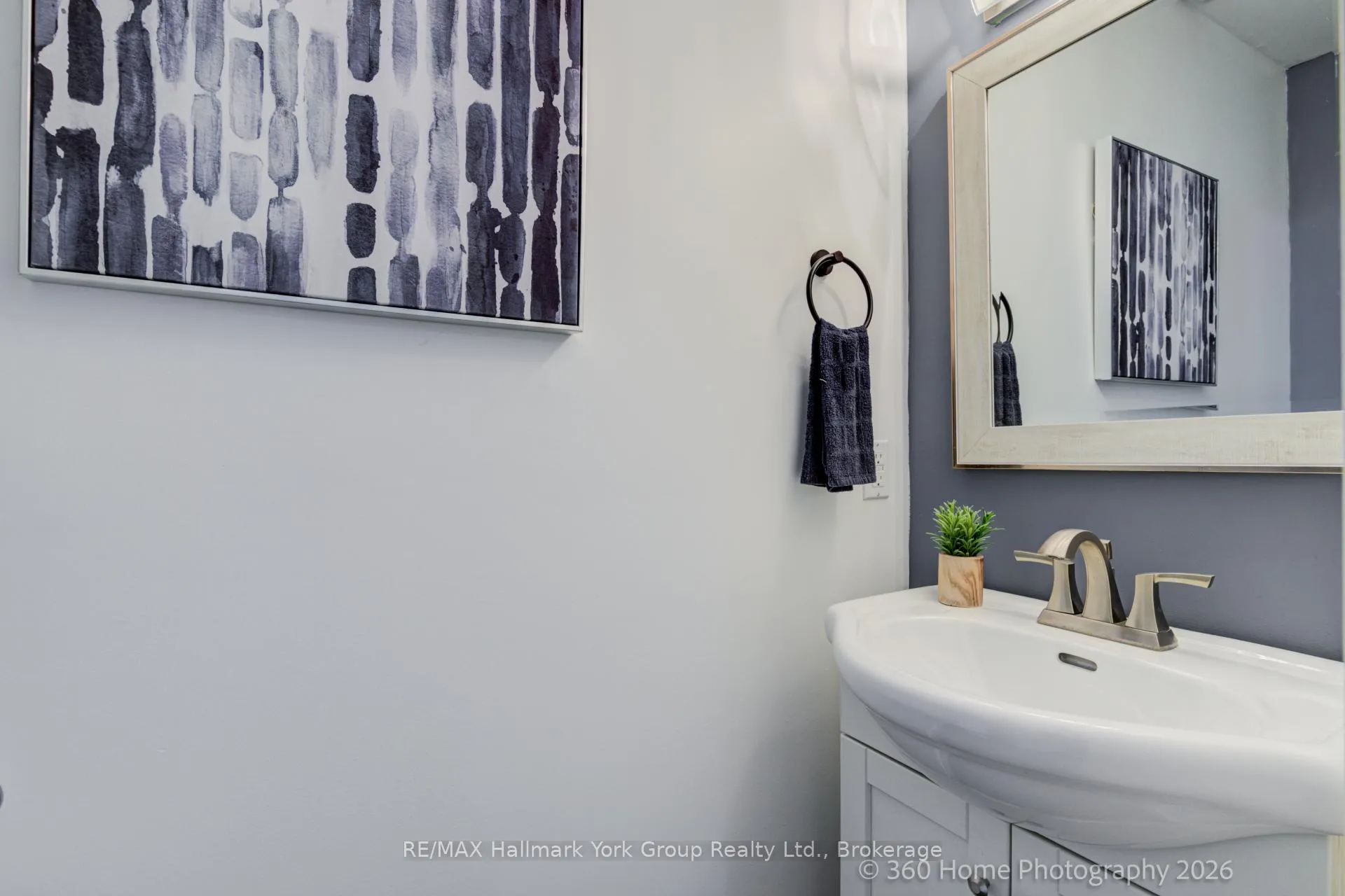 Photo 8 of Unit 16, 502 Essa Road, Barrie, Holly — HOMEH