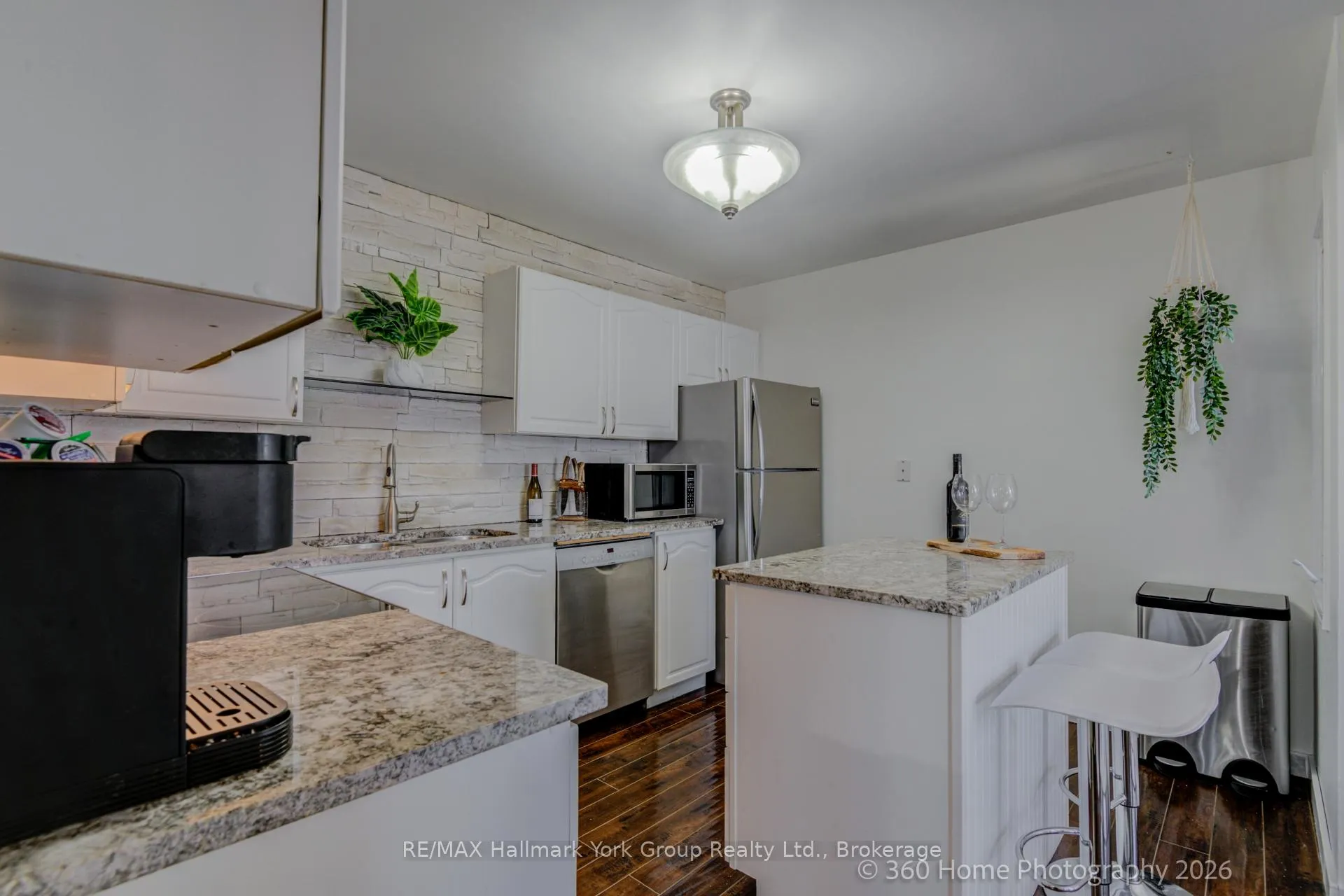 Photo 1 of Unit 16, 502 Essa Road, Barrie, Holly — HOMEH