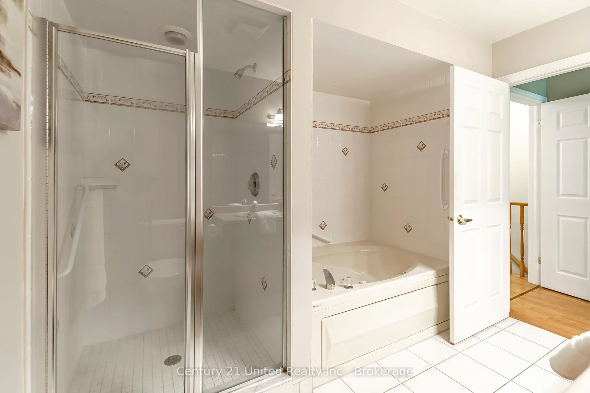 Photo 29 of Unit 12, 1850 Cherryhill Road, Peterborough, Monaghan Ward 2 — HOMEH